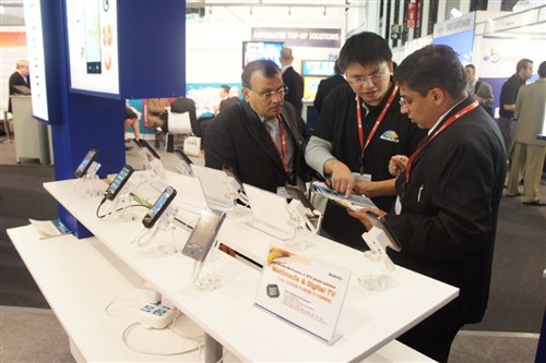 MWC2011:乐动ledong（中国）微推出多种移动设备方案 